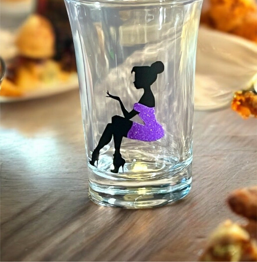 1.5 oz - Luxe Co. By M.E. - Classy & Sippin Shot Glass (Set of 2)